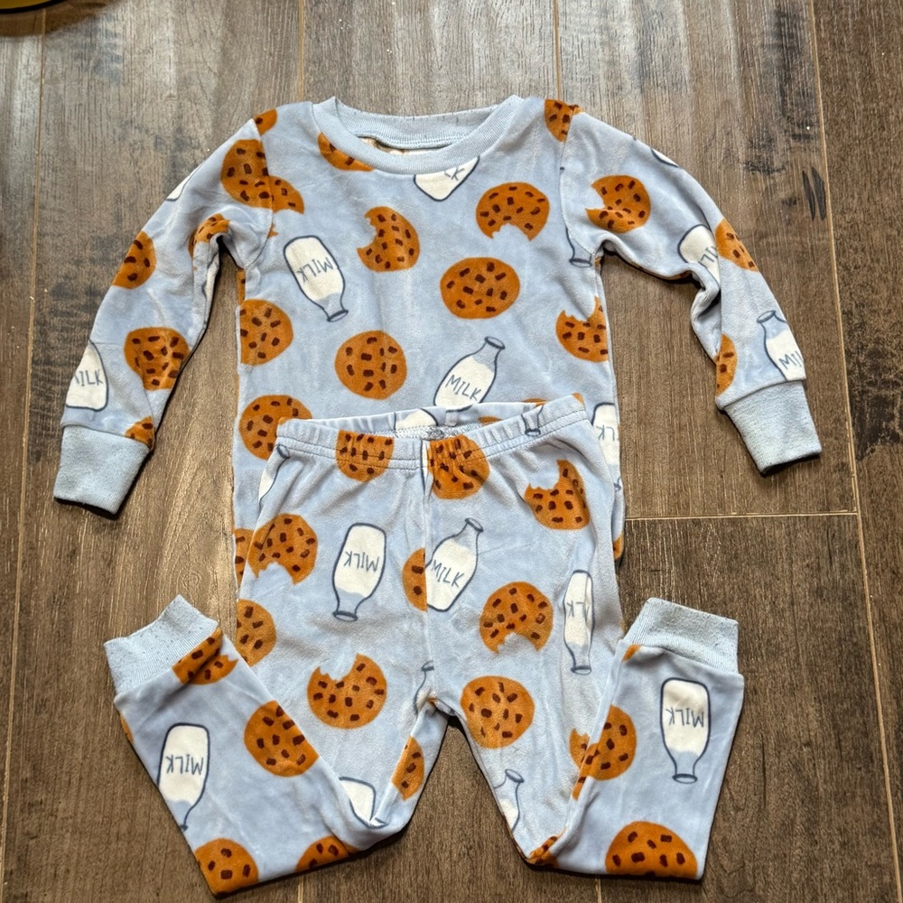 Carter's Blue Pajama Set with Cookie Print
